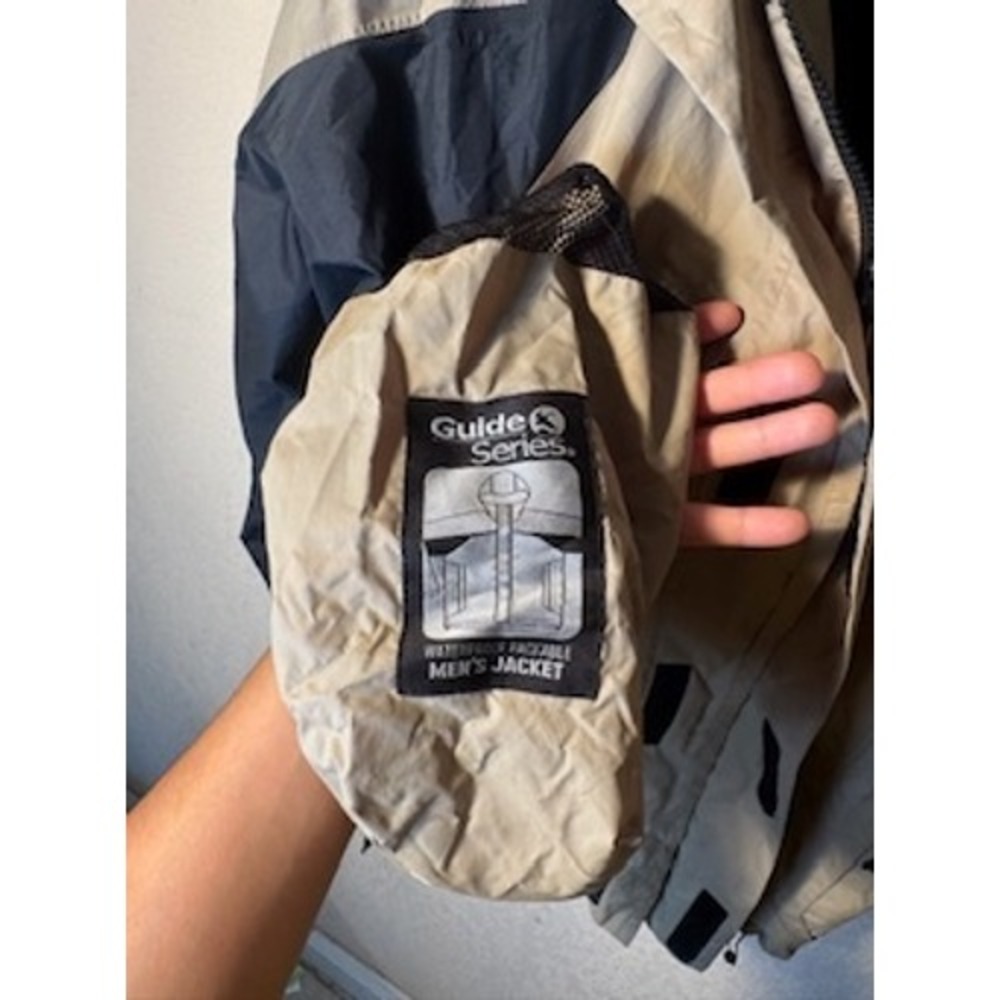 Guide Series Waterproof Packable Jacket Men's Bei… - image 6